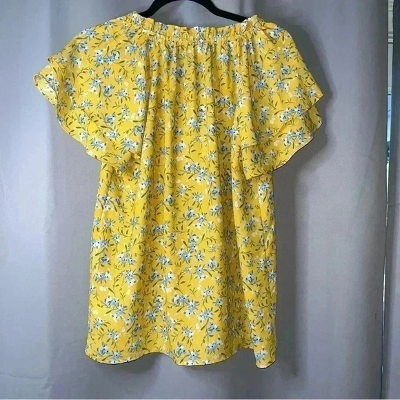 Pleione Women's Short Sleeve Medium Shirt Yellow with Blue Flowers - Picture 2 of 5